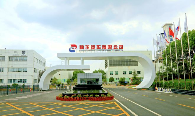 奮進團隊帶動“法系復(fù)蘇”，元+計劃助推神龍未來可期——兼論優(yōu)質(zhì)單位后勤管理的協(xié)同支撐
